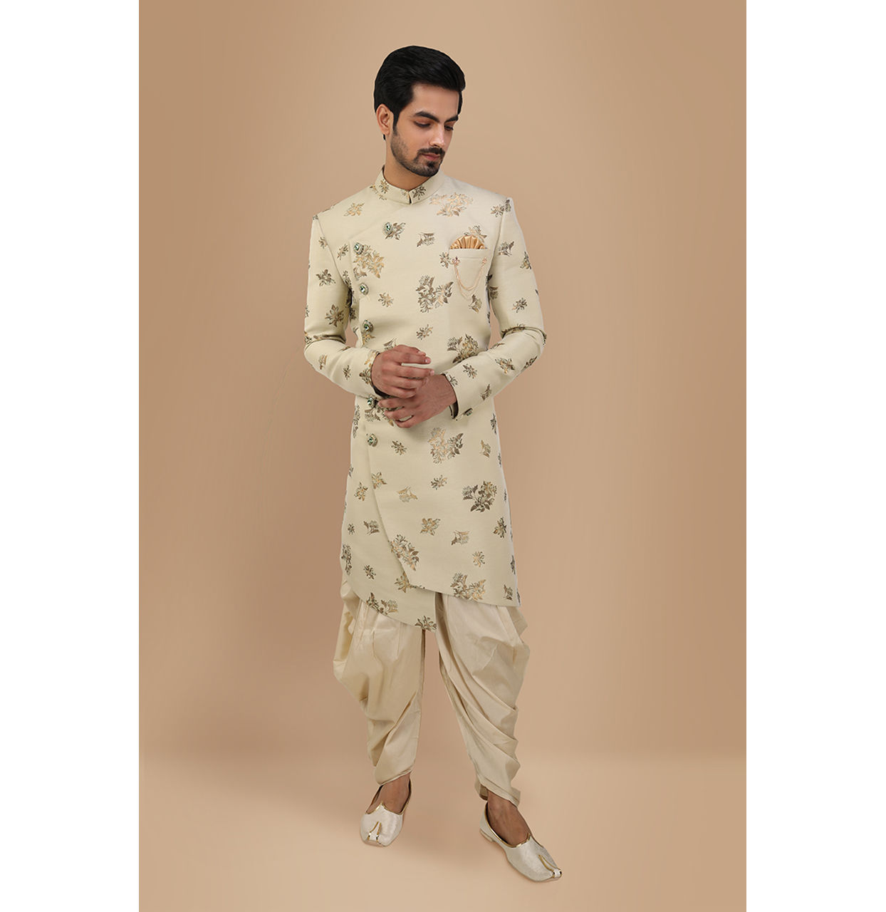 Manyavar Men Aristocratic Pista Indo Western Set image number 2