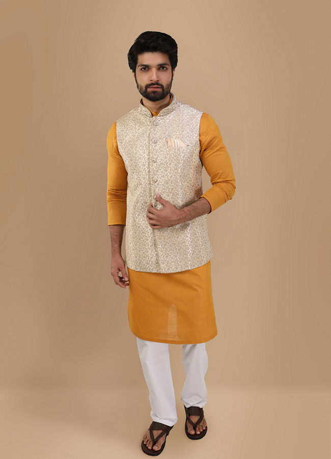 Manyavar Men Festive Zari Embroidered Jacket