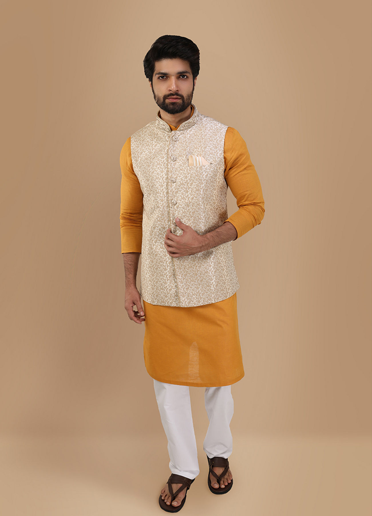 Manyavar Men Festive Zari Embroidered Jacket