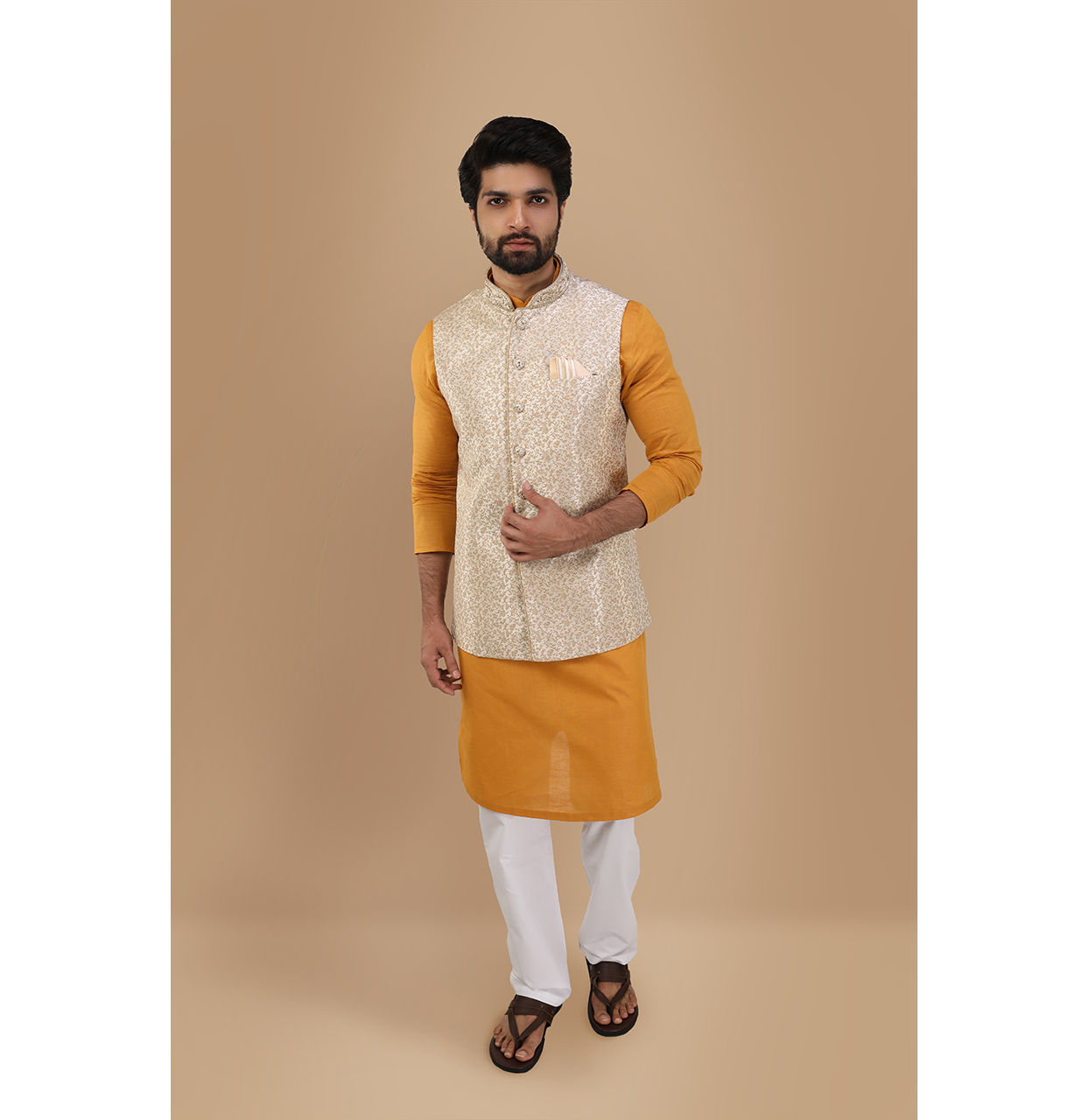 Manyavar Men Festive Zari Embroidered Jacket
