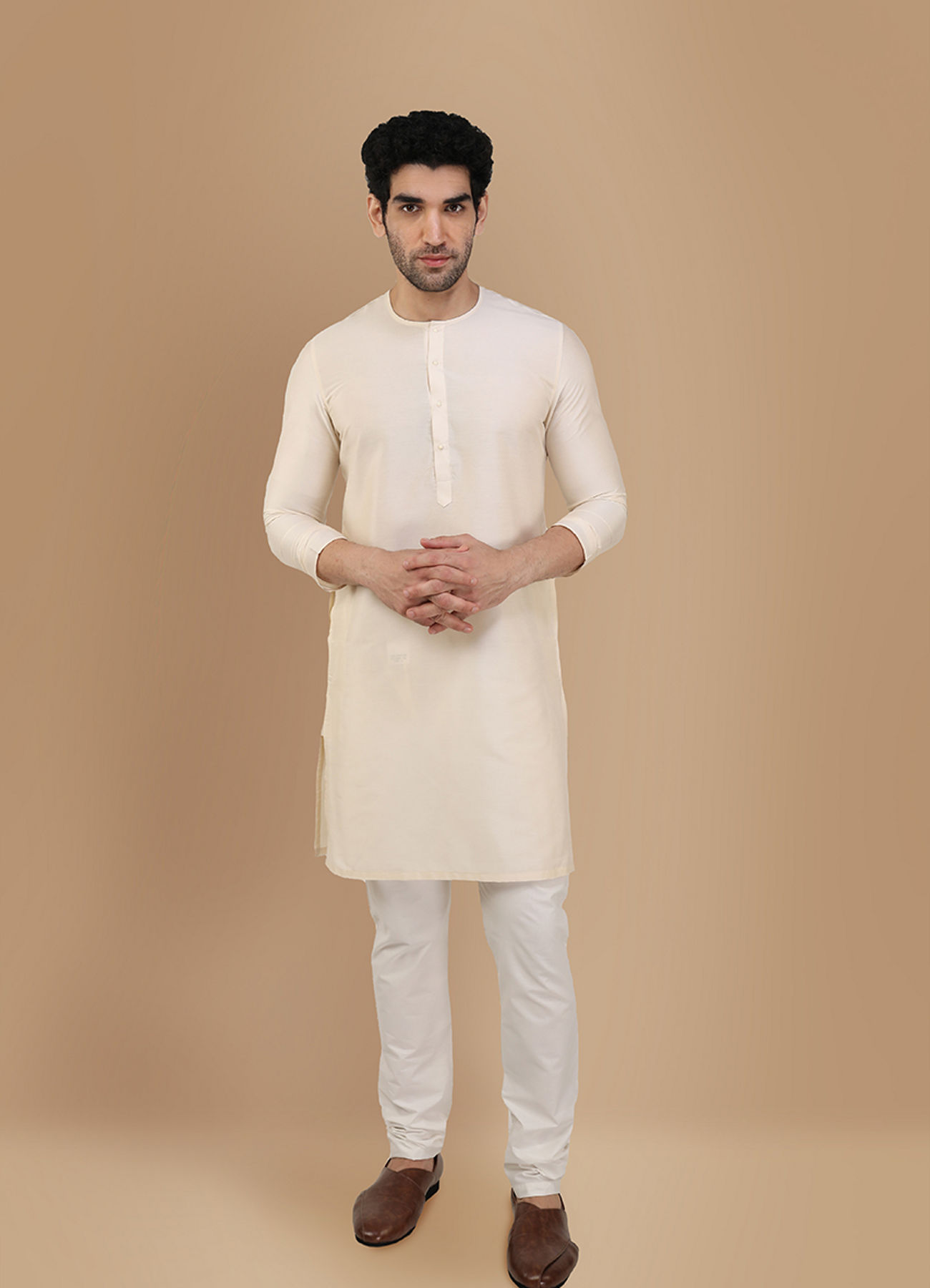 Manyavar Men Pearl White Solid Kurta