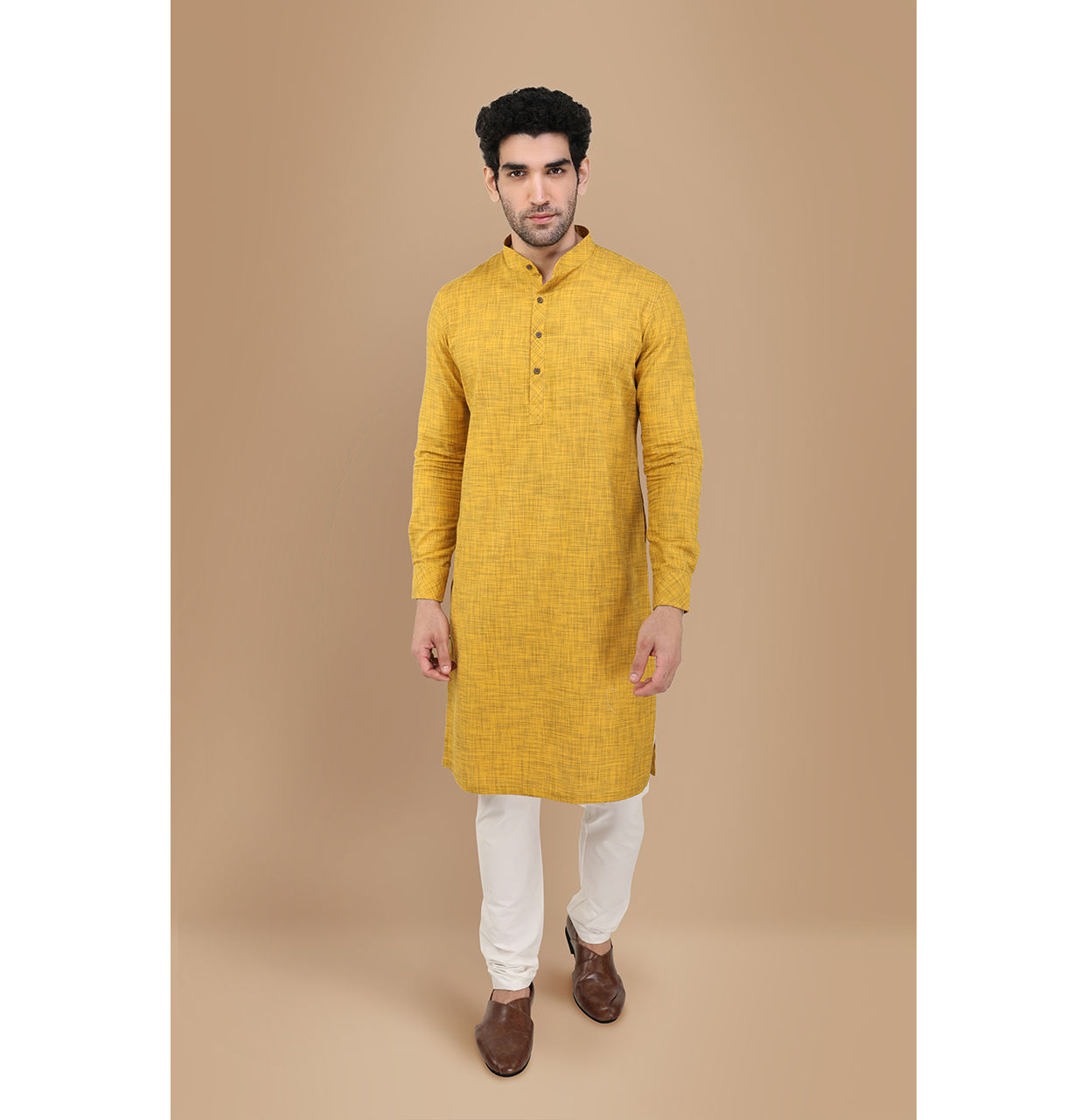 alt message - Manyavar Men Stylish Orange Kurta image number 1