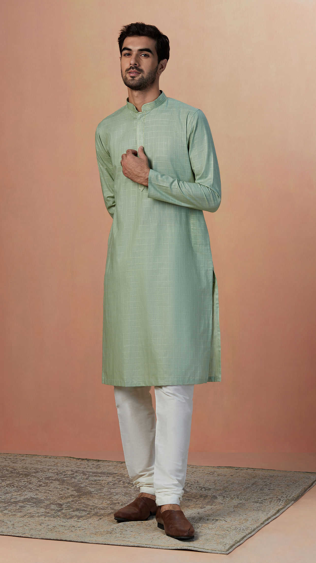 Manyavar Men Sage Green Self Checquered Kurta Pajama image number 1