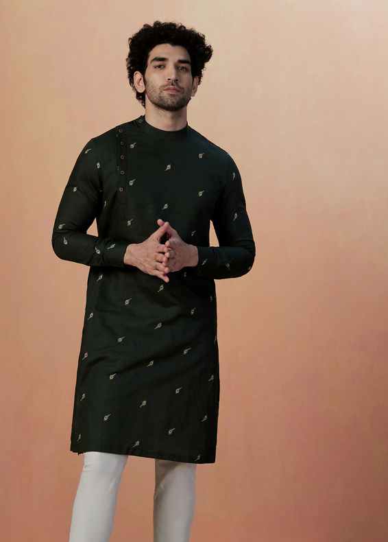 Manyavar Men Olive Green Embroidered Kurta