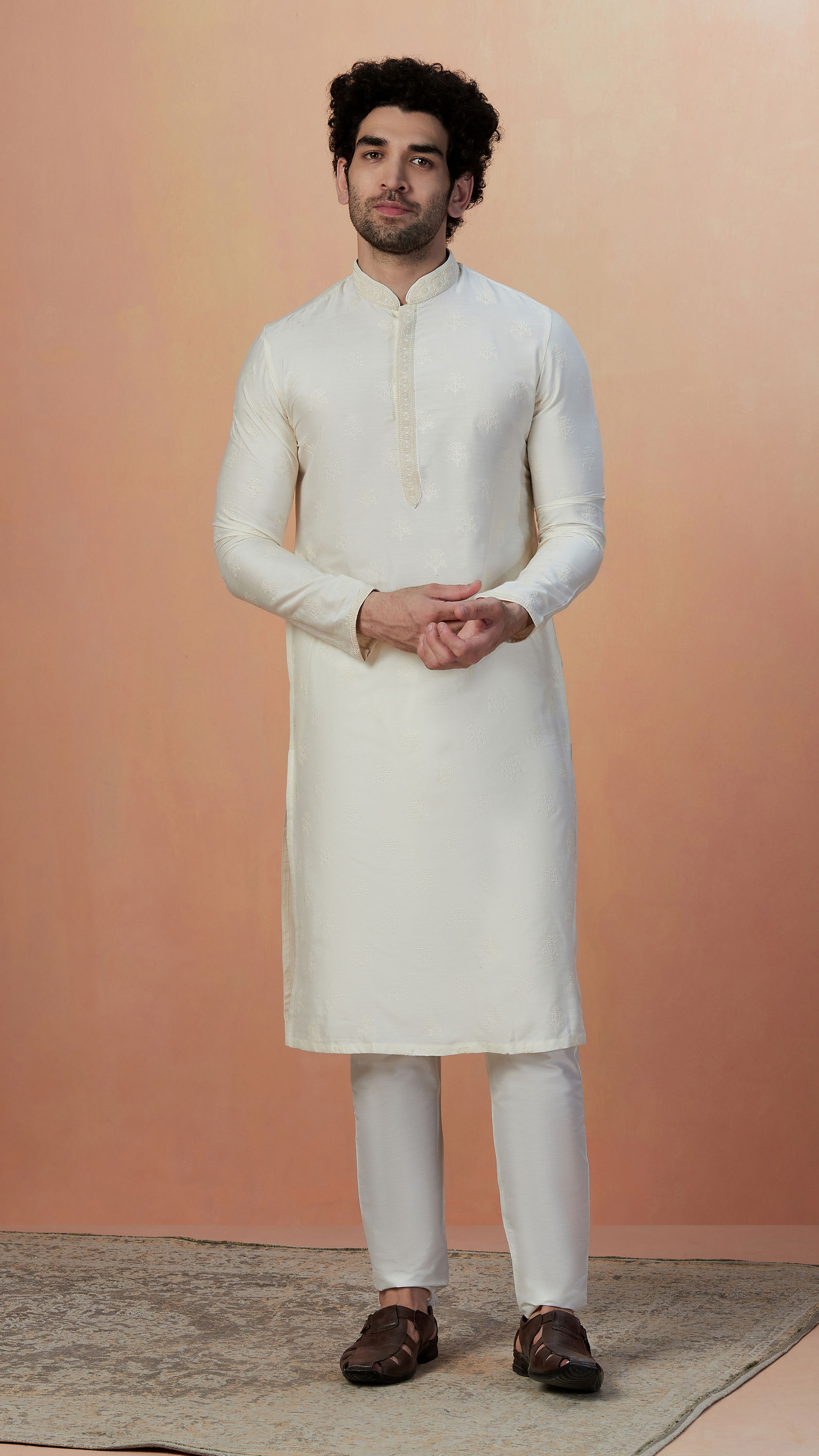 Manyavar Men White Self Design Kurta Pajama