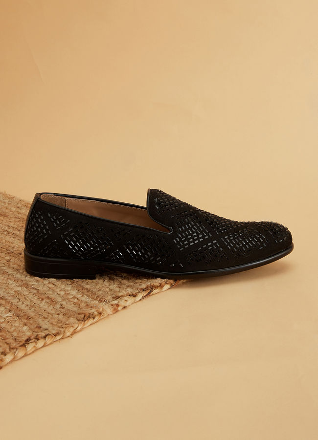 Manyavar Men Black Jooti