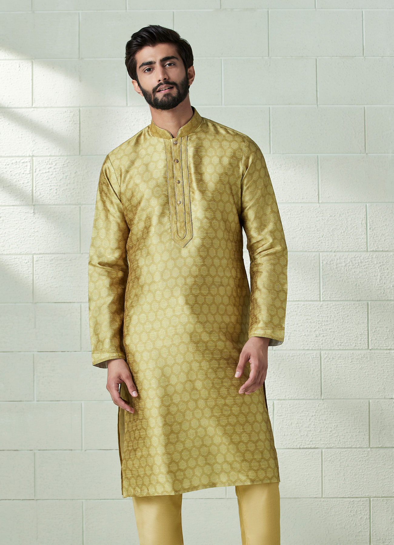 Twamev Men Amber Gold Honeycomb Print Kurta Set