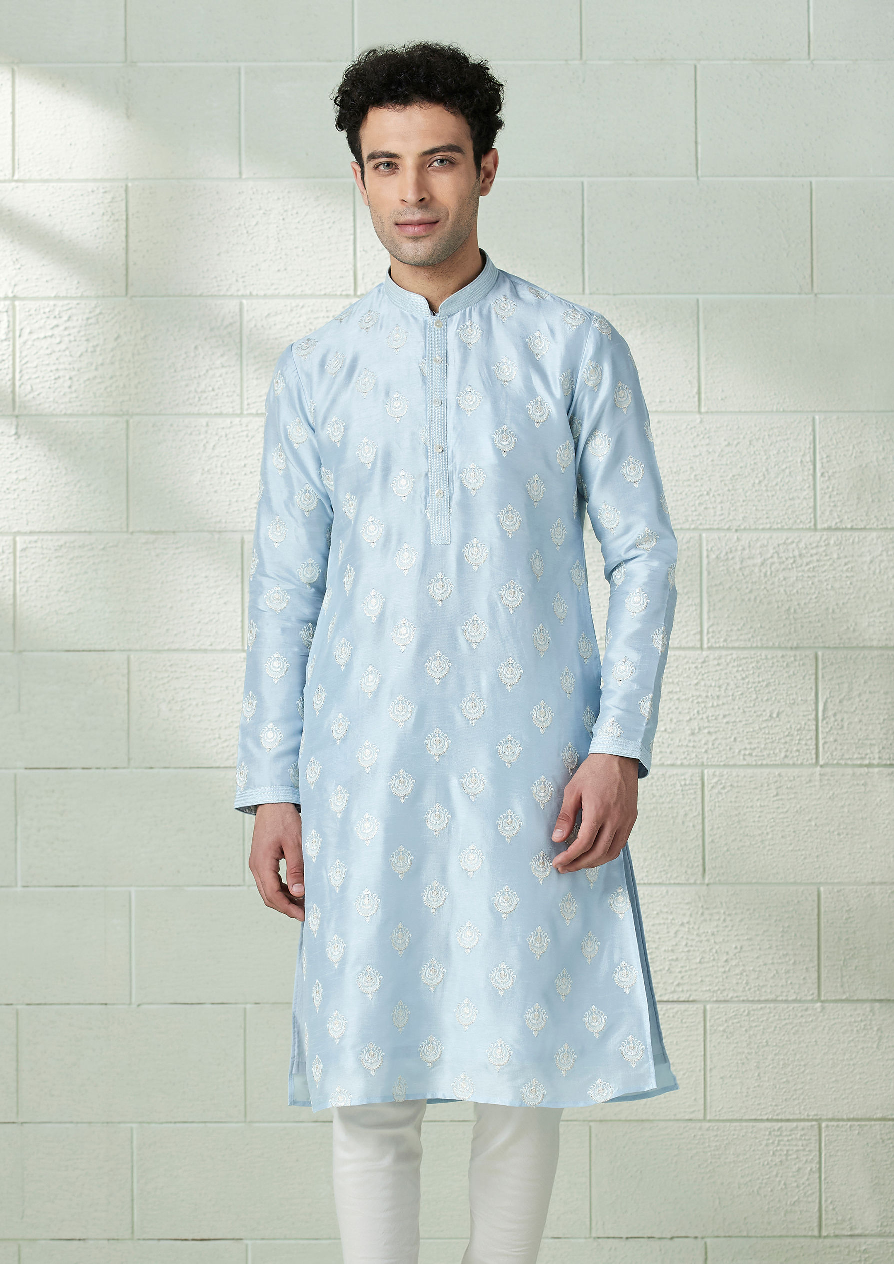 Twamev Men Crystal Blue Patterned Kurta Set