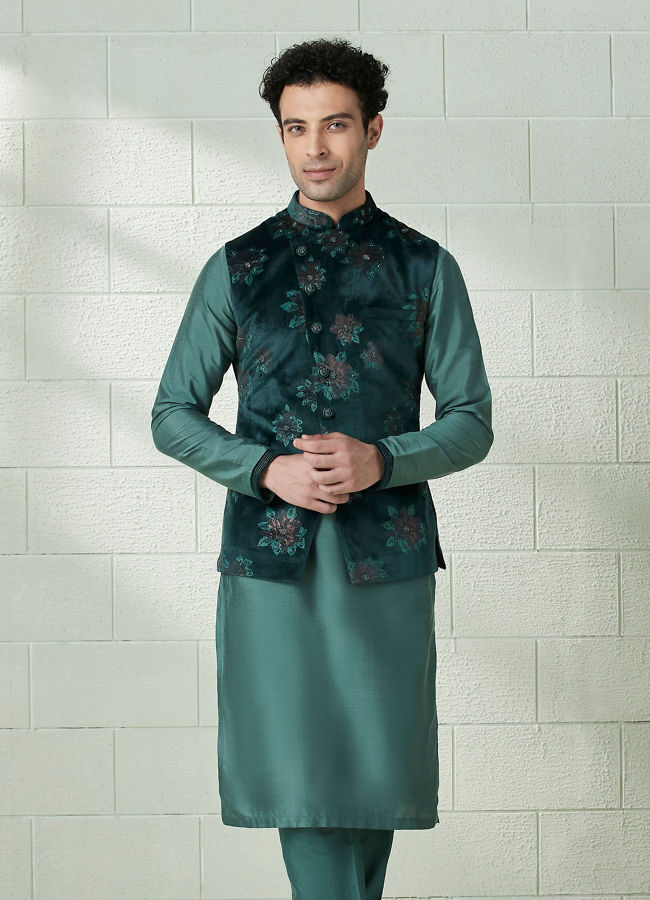 alt message - Manyavar Men Moss Green Printed Kurta Jacket Set image number 0