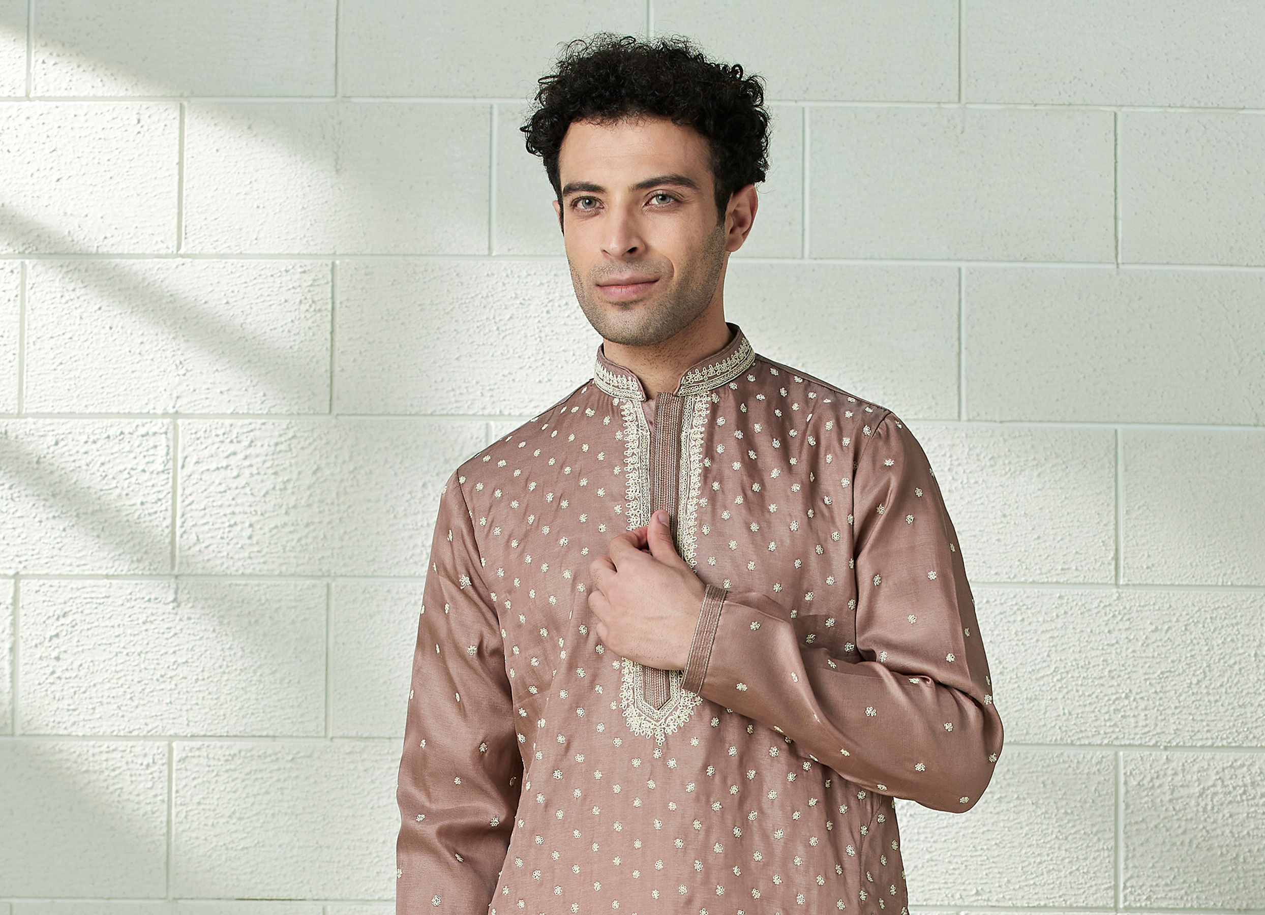 Twamev Men Mocha Brown Speckle Motif Kurta Set