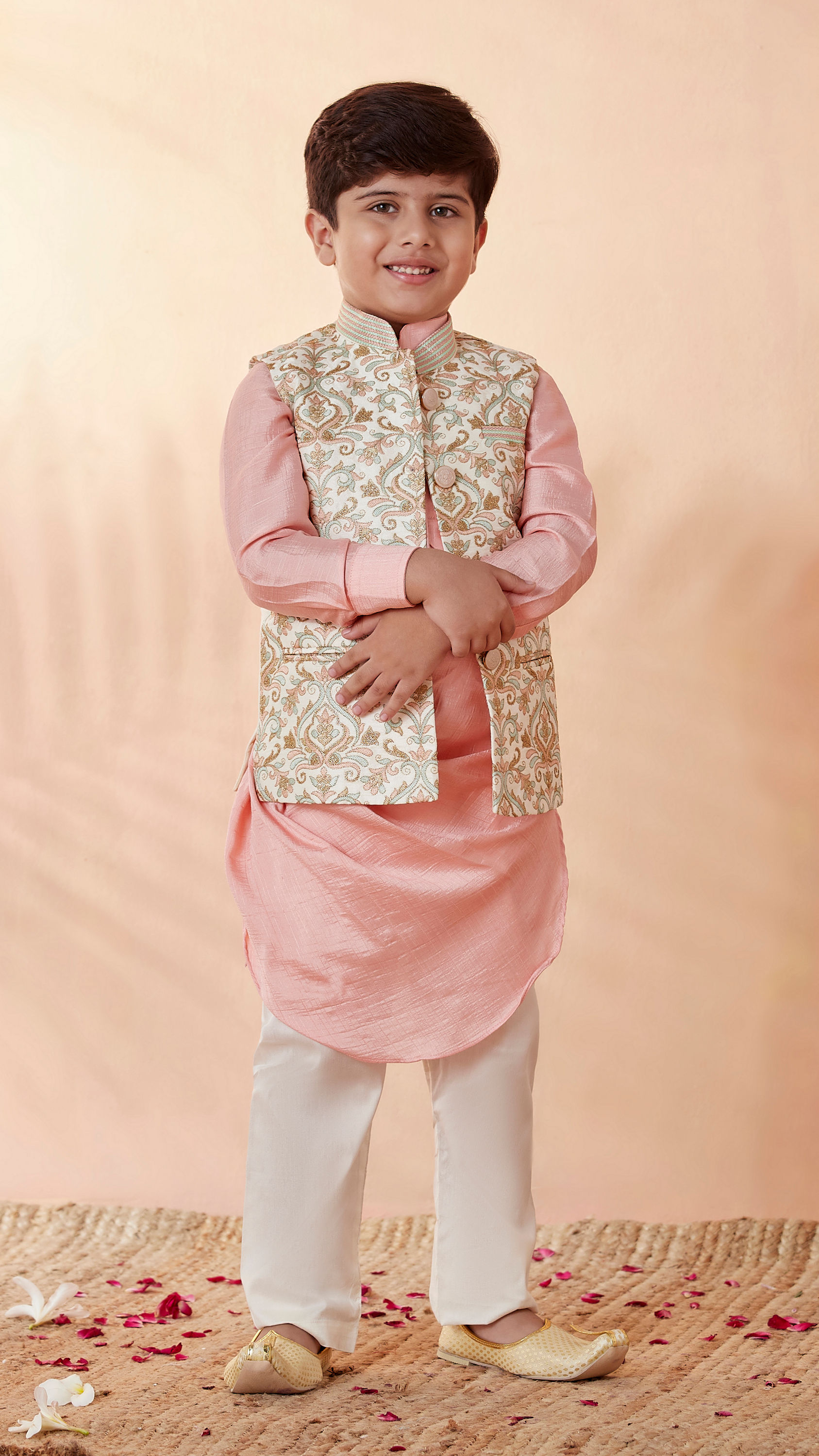 Manyavar Boys Boys Cream Jacket With Peach Kurta Set