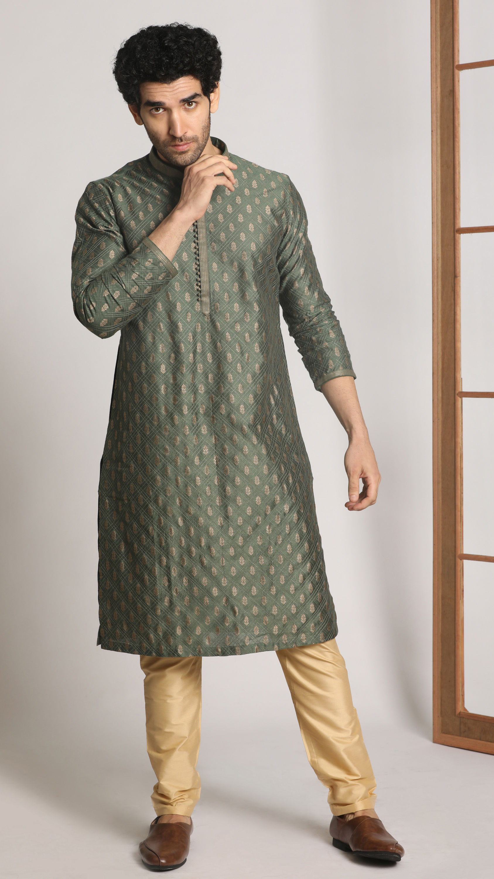 Manyavar Men Bottle Green Festive Kurta With Golden Motifs