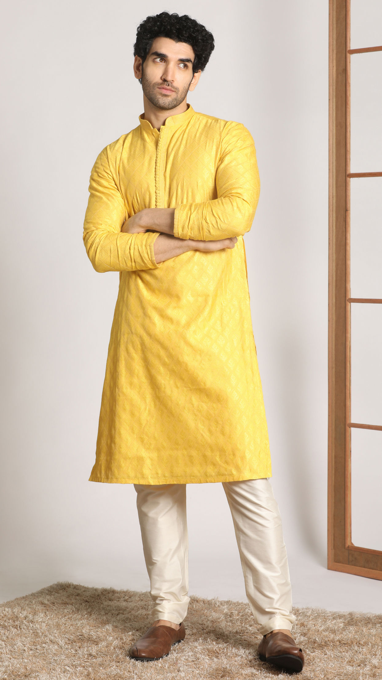 alt message - Manyavar Men Canary Yellow Self Design Kurta Pajama image number 1