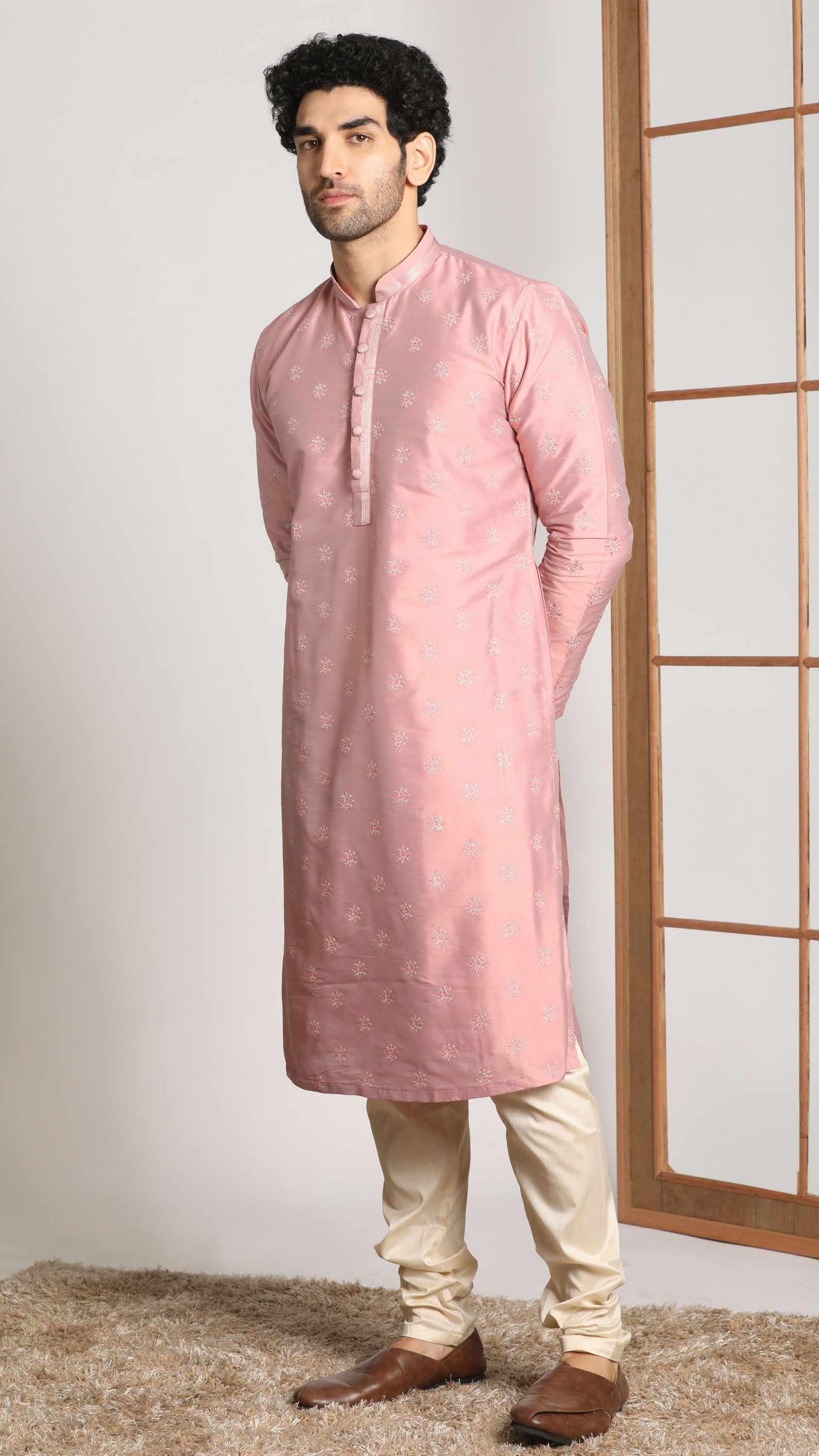 Manyavar Men Light Pink Festive Kurta Pajama With Embroidery Work