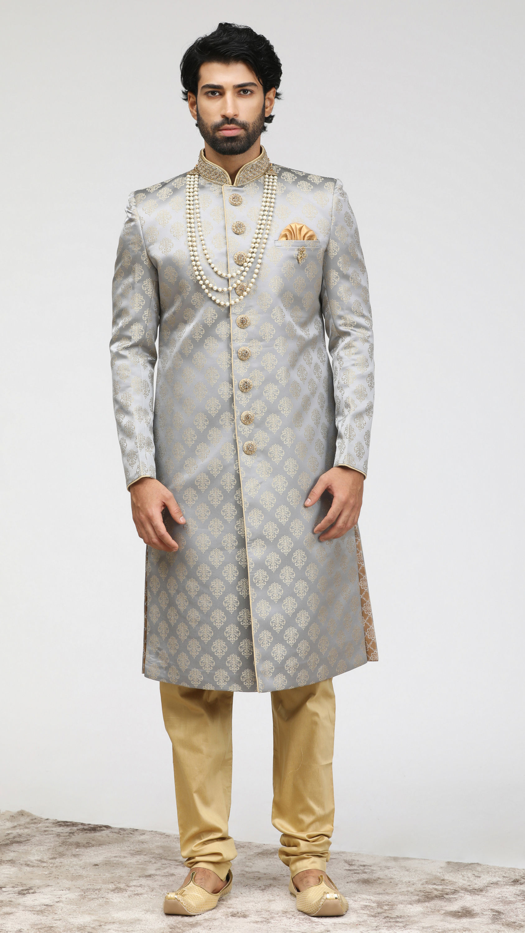 Manyavar Men Gorgeous Grey Sherwani