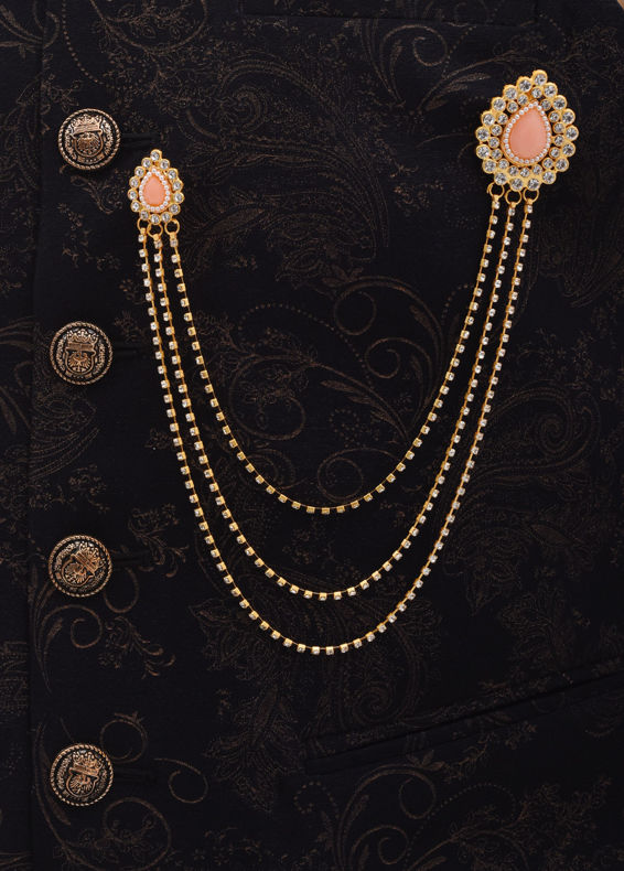 Manyavar Men Exquisite Gajaree Brooch