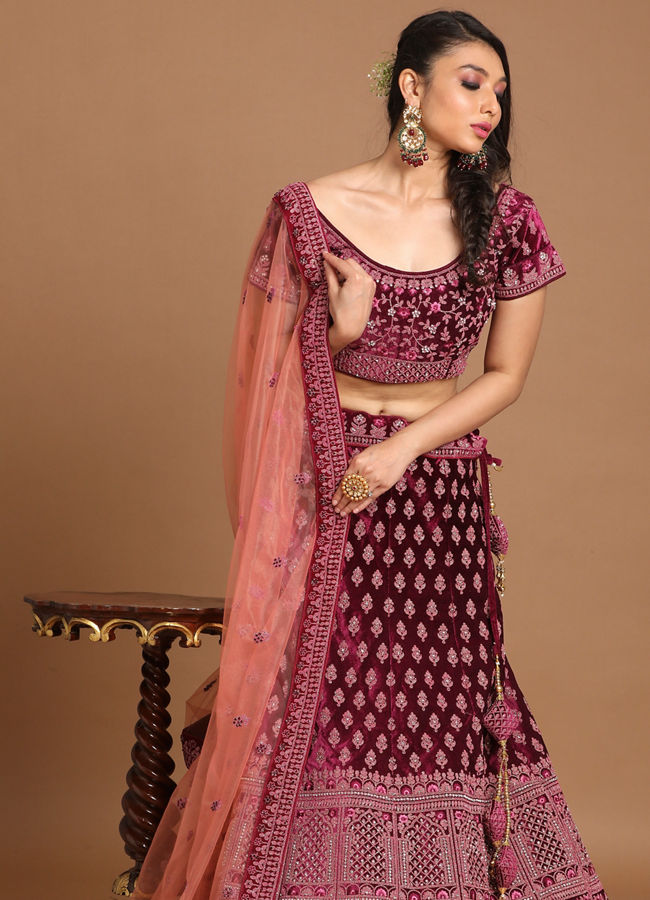 alt message - Mohey Women Wine Red Velvet Lehenga image number 0