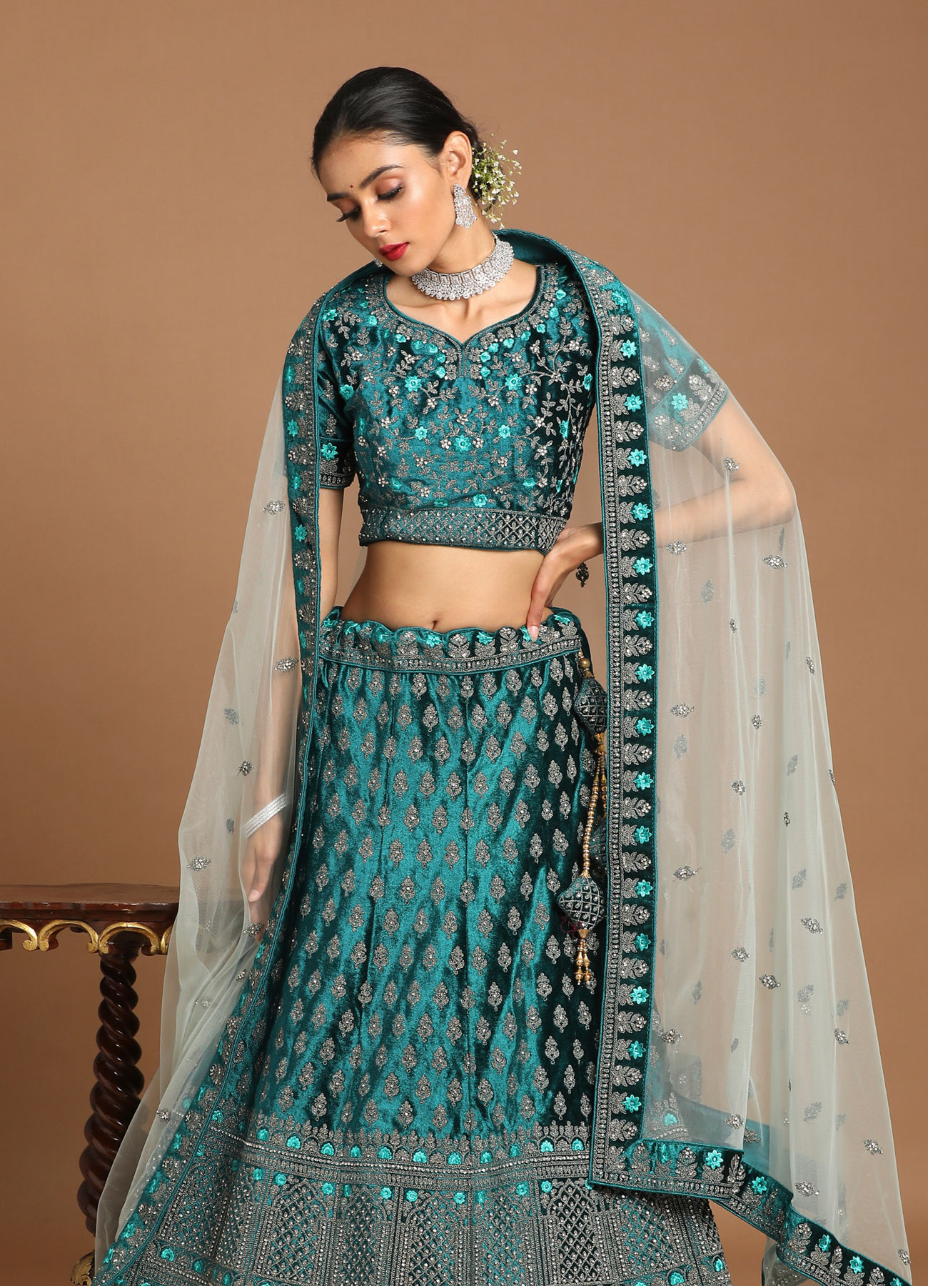 Mohey Women Sea Green Velvet Bridal Lehenga