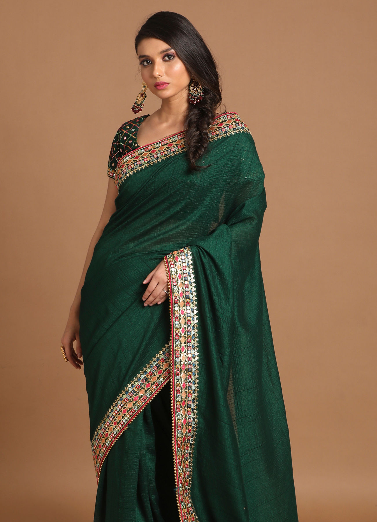 Mohey Women Plush Bottle Green Saree