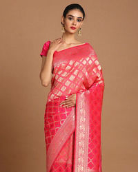 Mohey Women Enchanting Rani Pink Saree