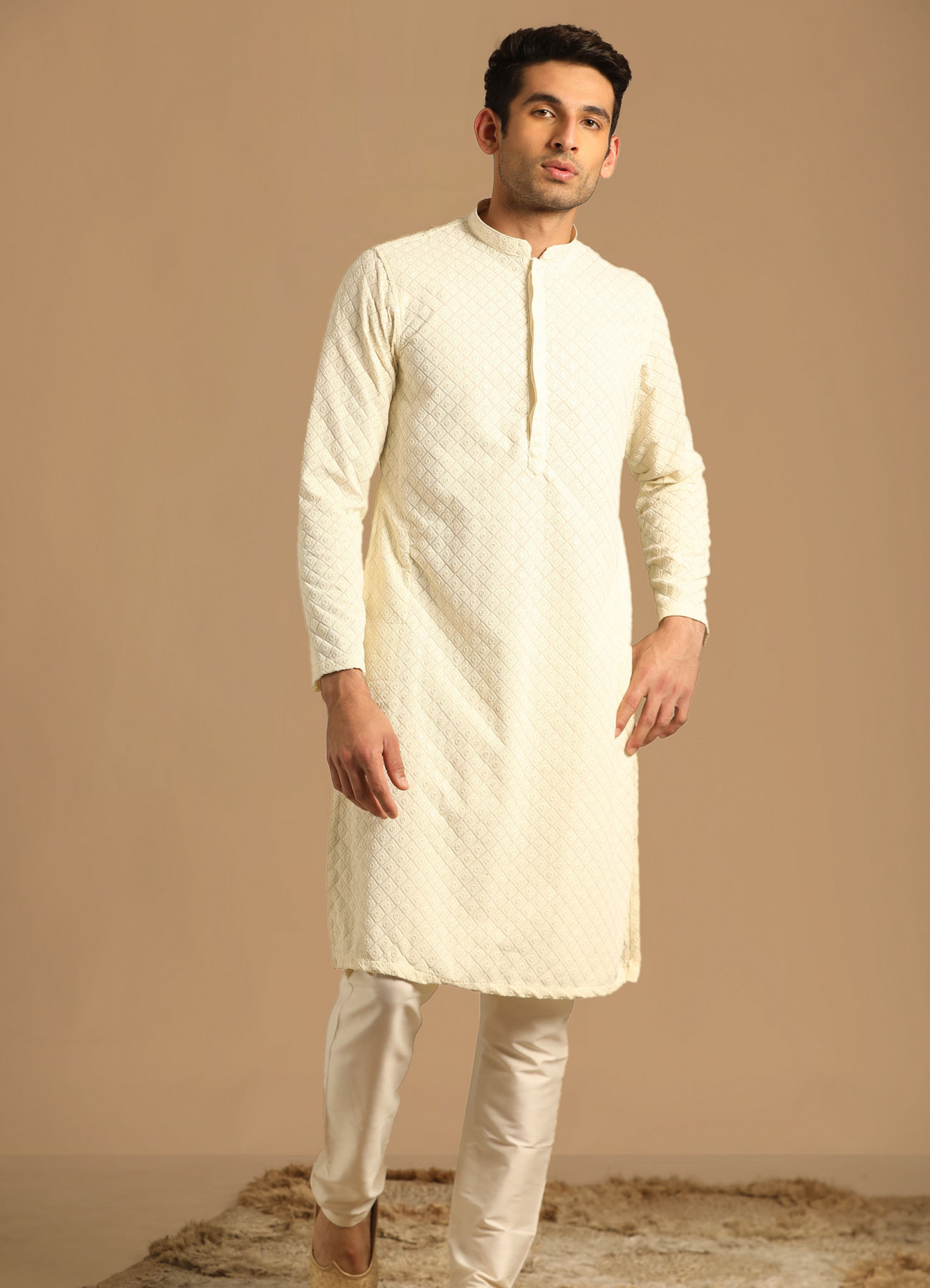 alt message - Manyavar Men Classy Cream Kurta Set image number 1