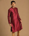 alt message - Manyavar Men Crisp Wine Kurta Pajama image number 1