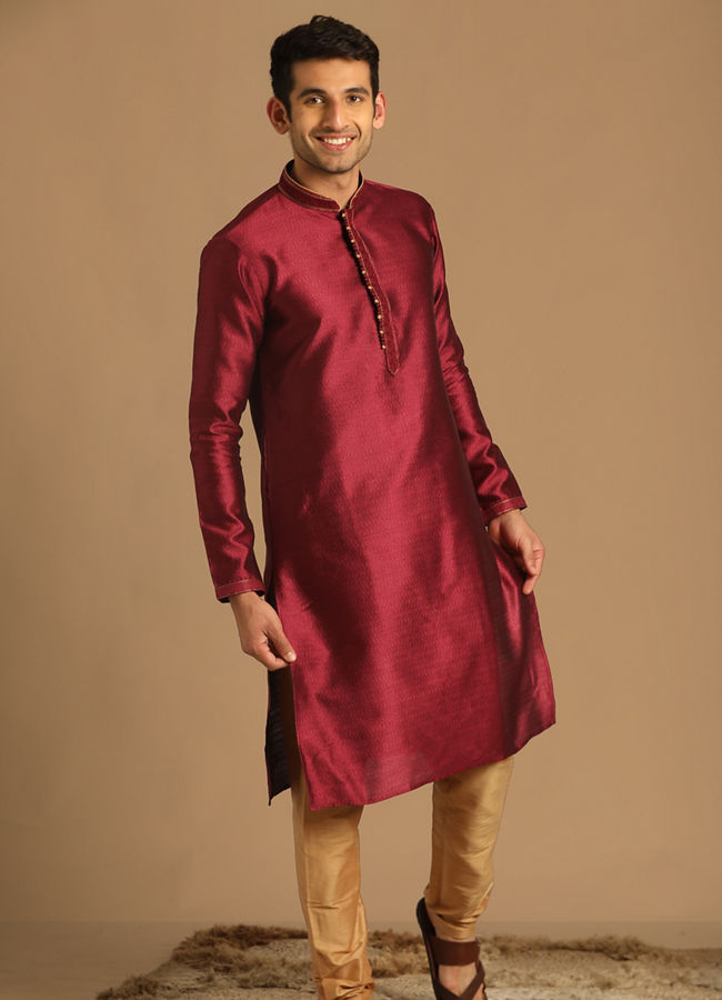 alt message - Manyavar Men Crisp Wine Kurta Pajama image number 1