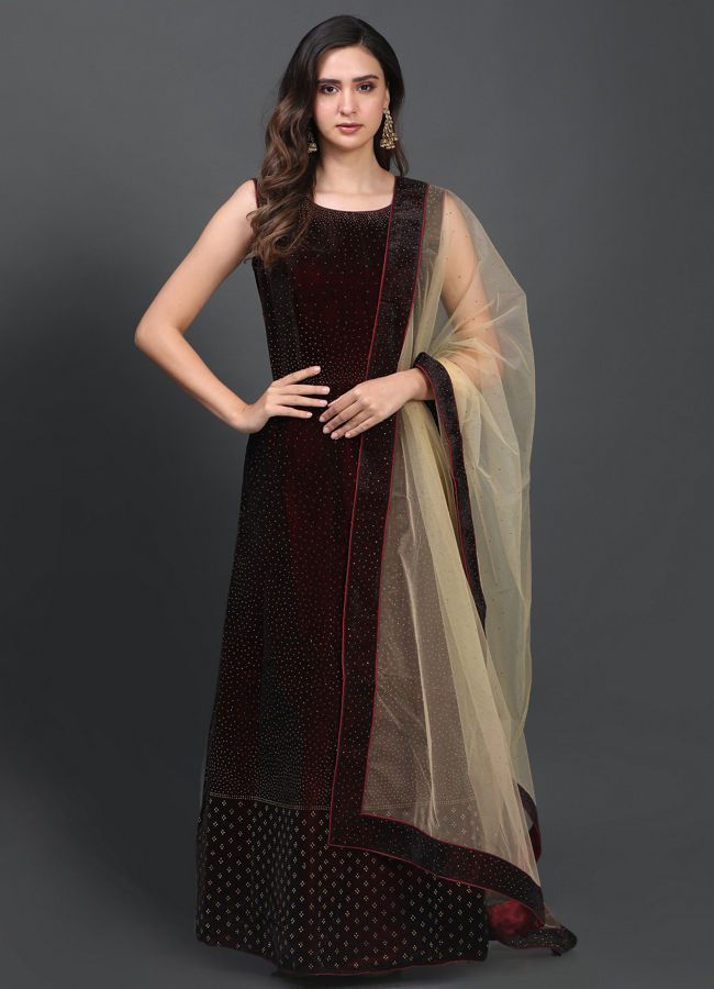 alt message - Mohey Women Luxurious Wine Gown image number 0