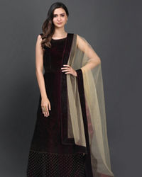 Mohey Women Statement Maroon Gown