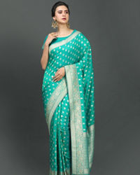 Mohey Women Desirable Dark Green Saree