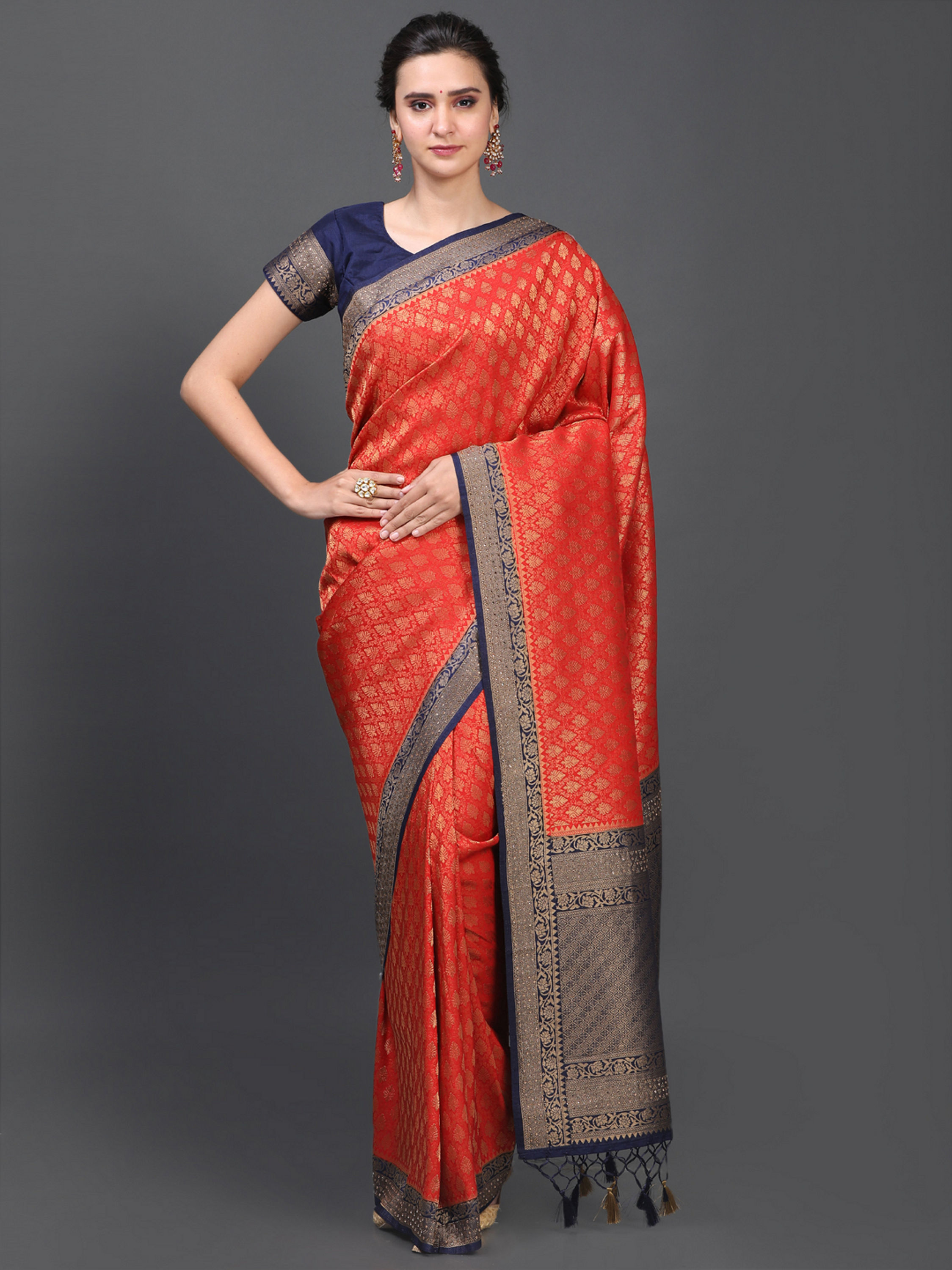 Mohey Women Elegant Red Saree