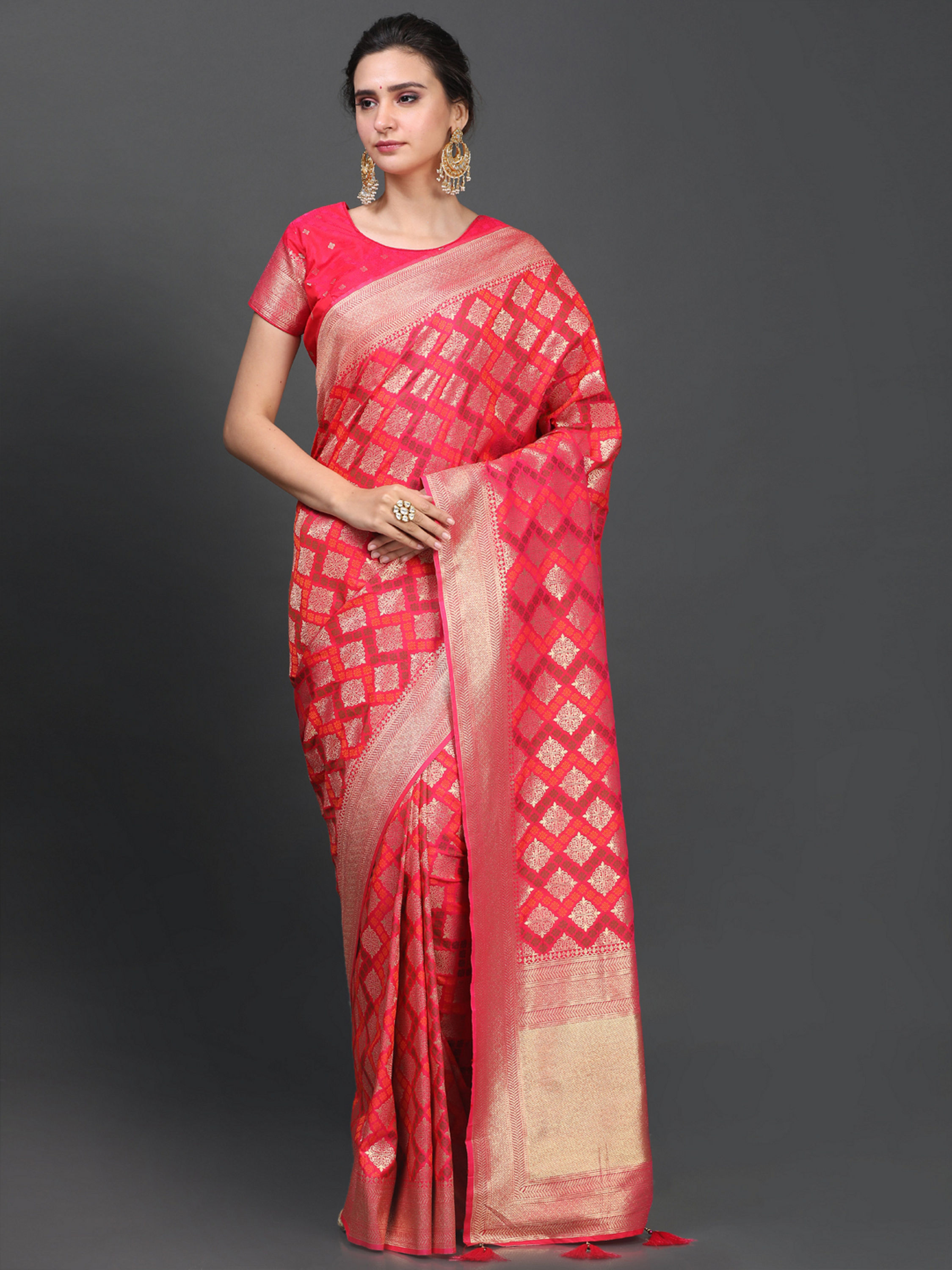 Mohey Women Sublime Rani Pink Saree