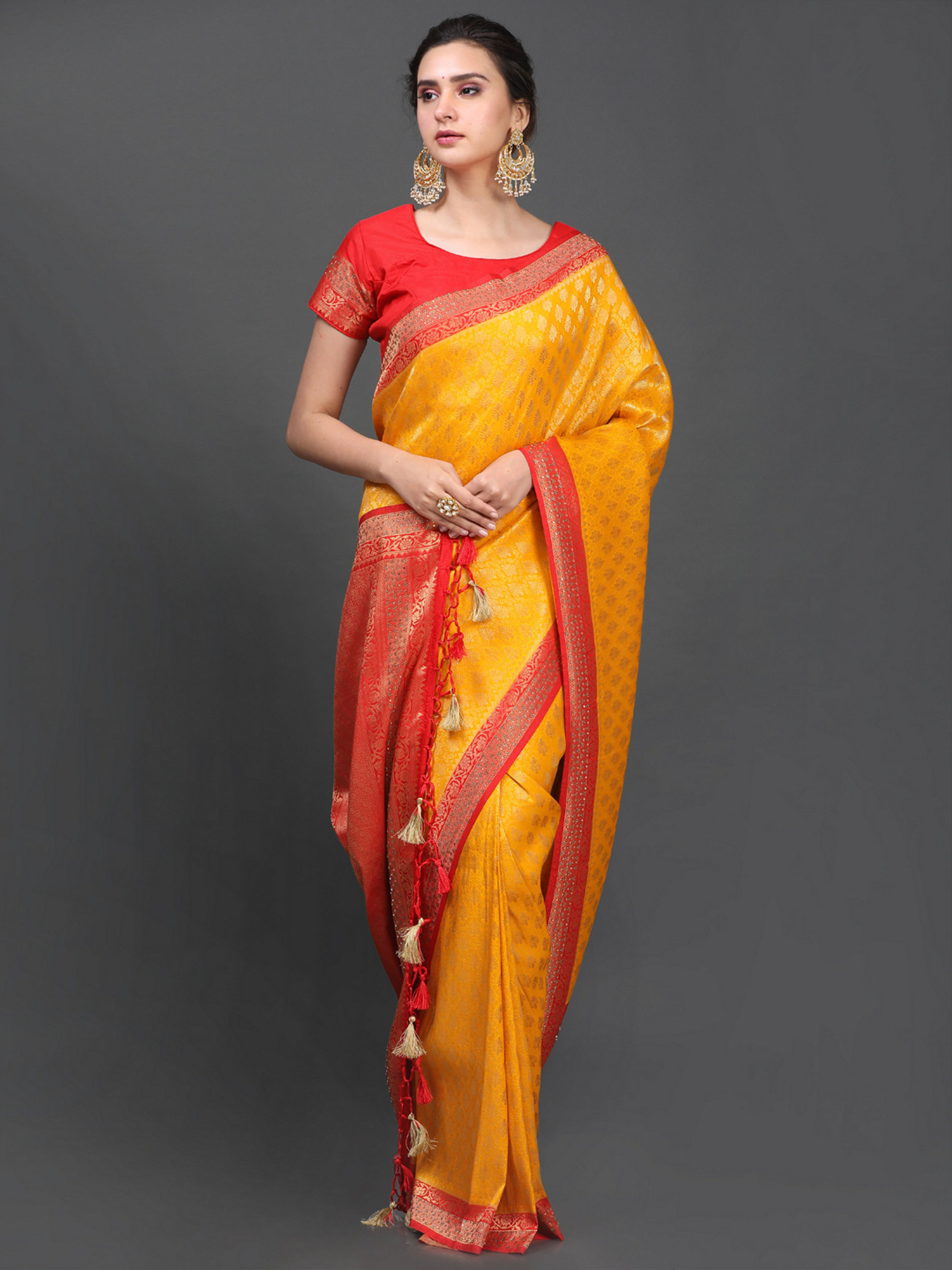 Mohey Women Blissful Mustard Yellow Saree