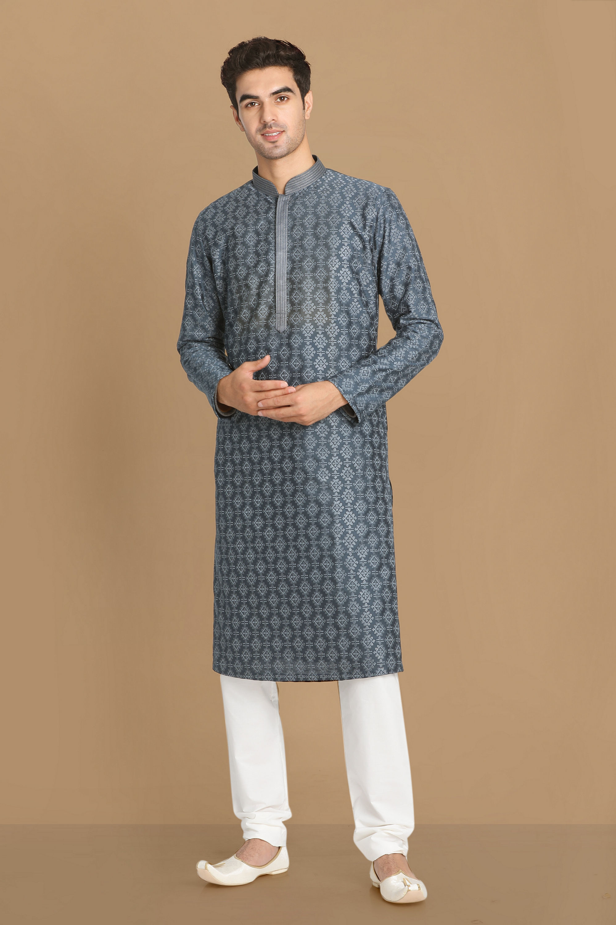 Manyavar Men Charismatic Feroze Kurta Set