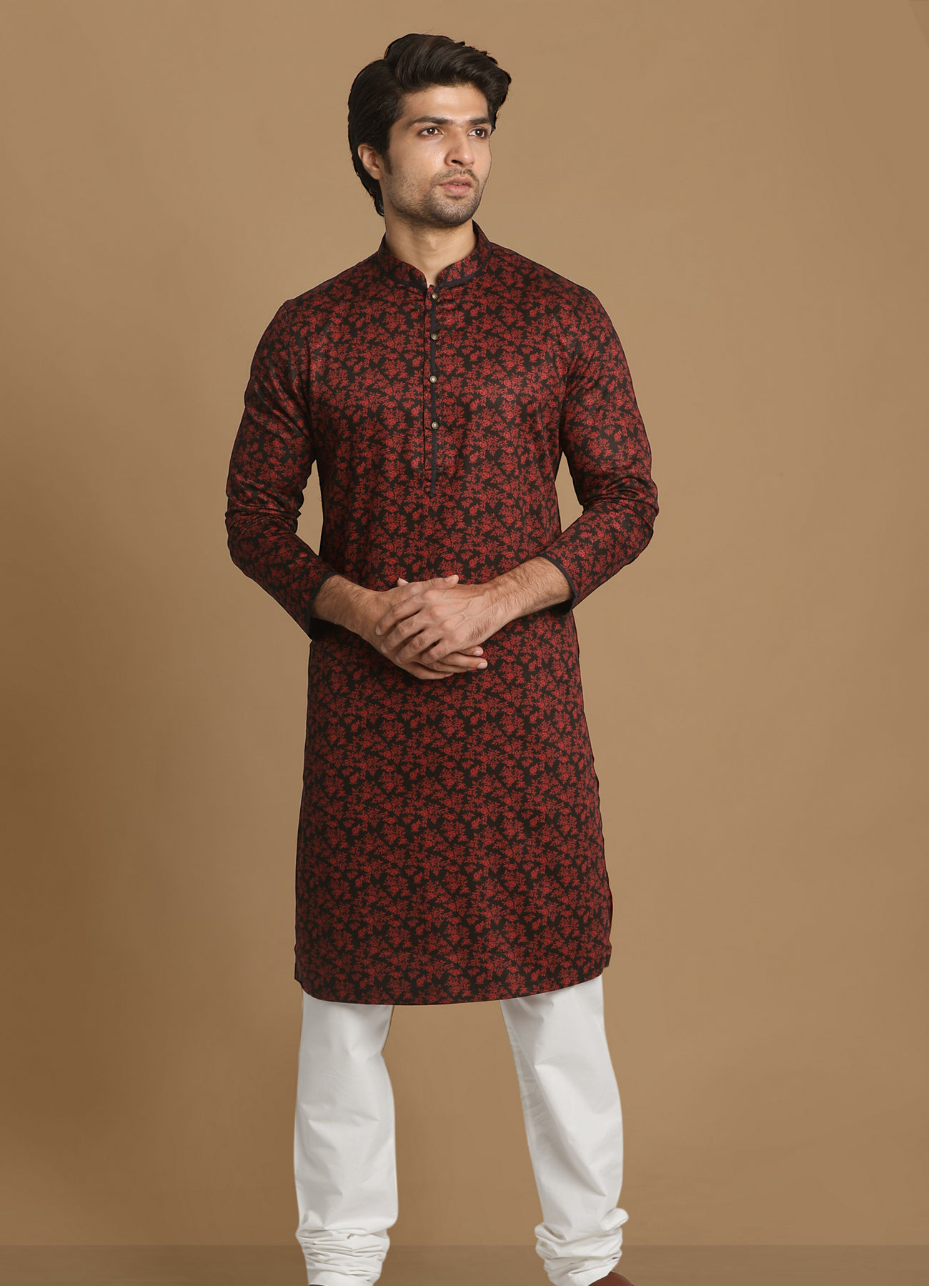 Manyavar Men Floral Kurta In Maroon & Black