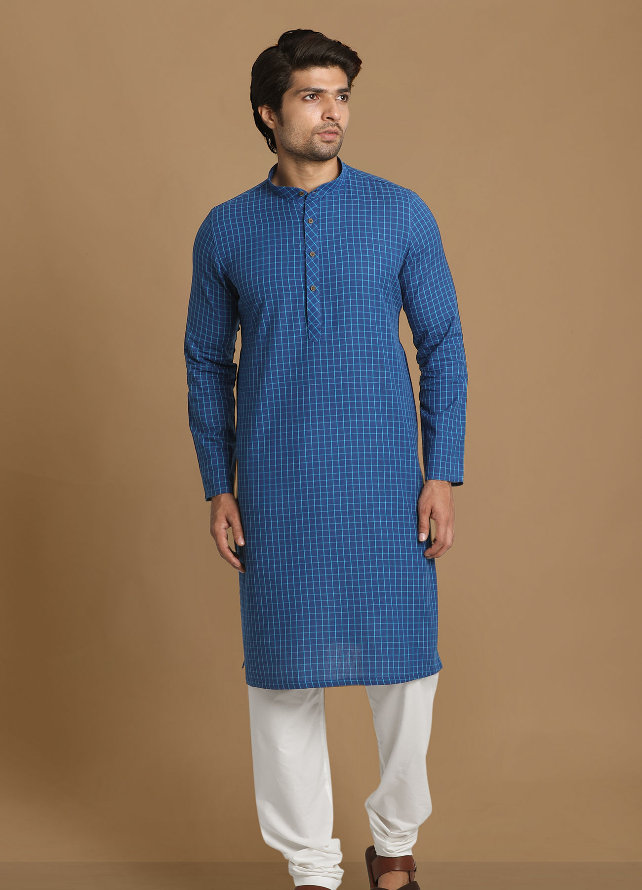 Manyavar Men Feroze Chequered Kurta