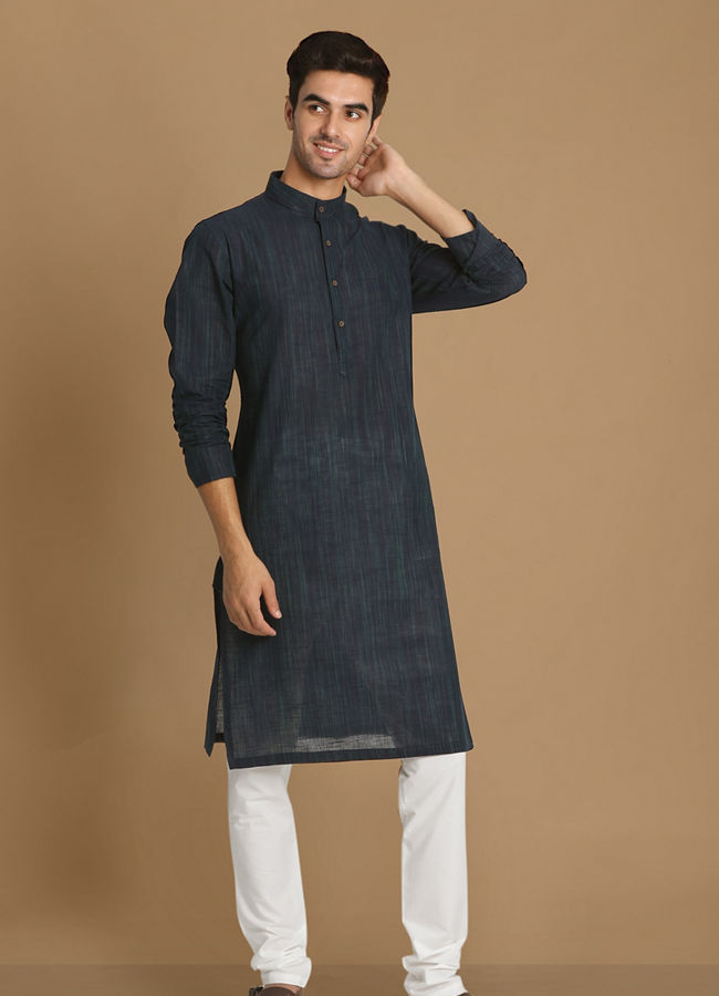 alt message - Manyavar Men Basic Blue Kurta image number 1