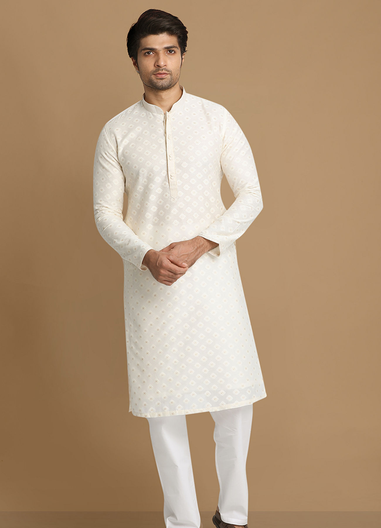 Manyavar Men Off White Self Motif Kurta Set