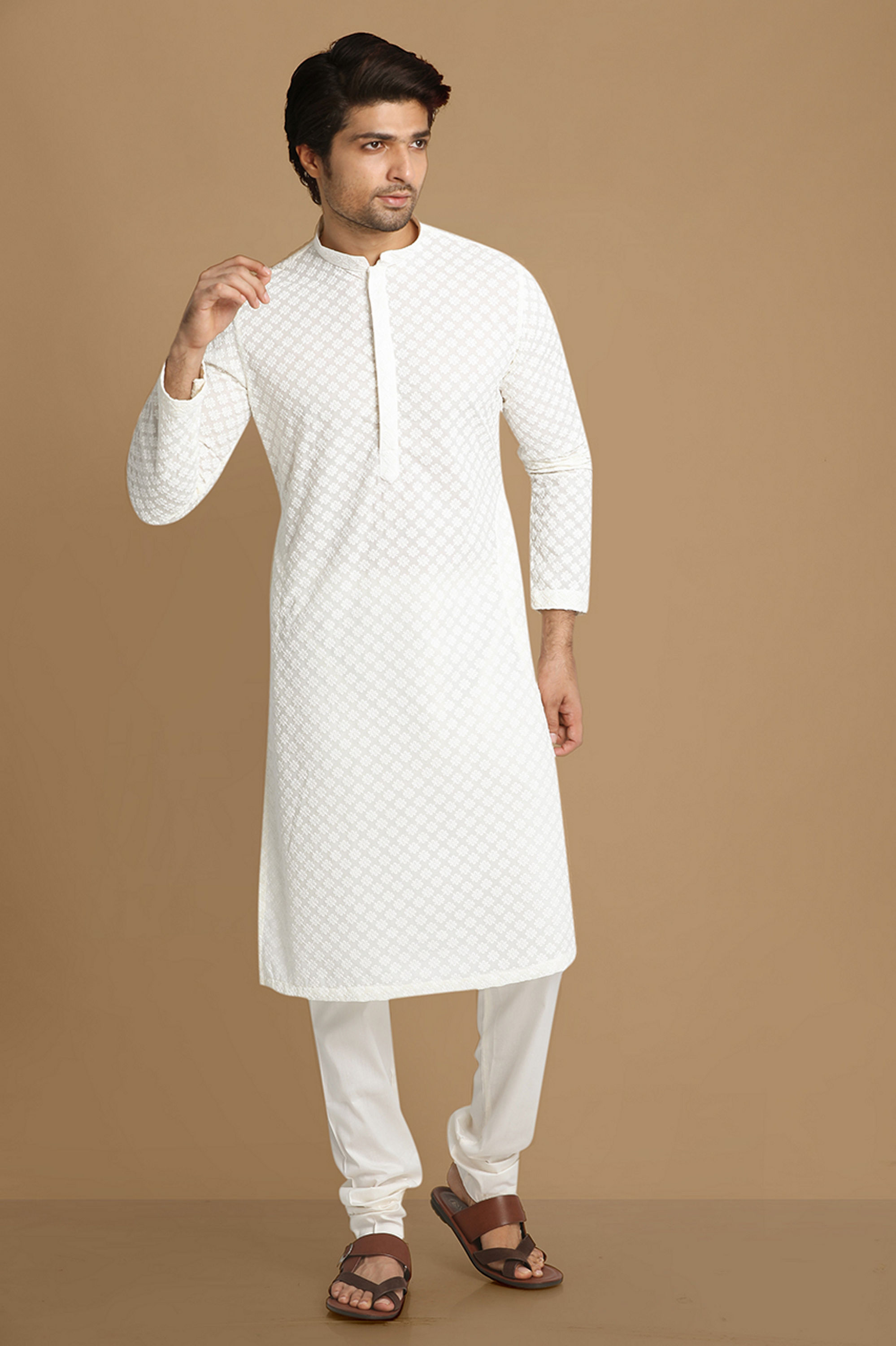 Manyavar Men Sea Shell White Embroidered Kurta Pajama