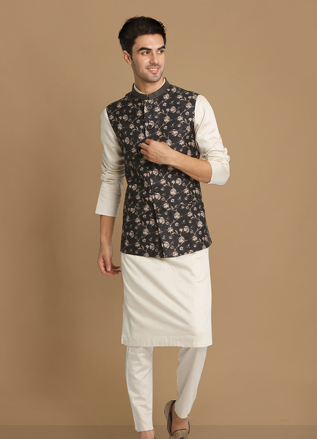 Manyavar Men Floral Print Blue Jacket With White Kurta Pajama