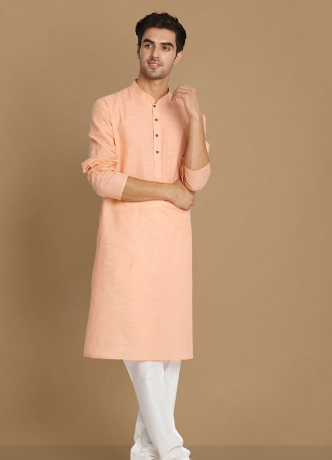 alt message - Manyavar Men Casual Light Pink Kurta image number 1