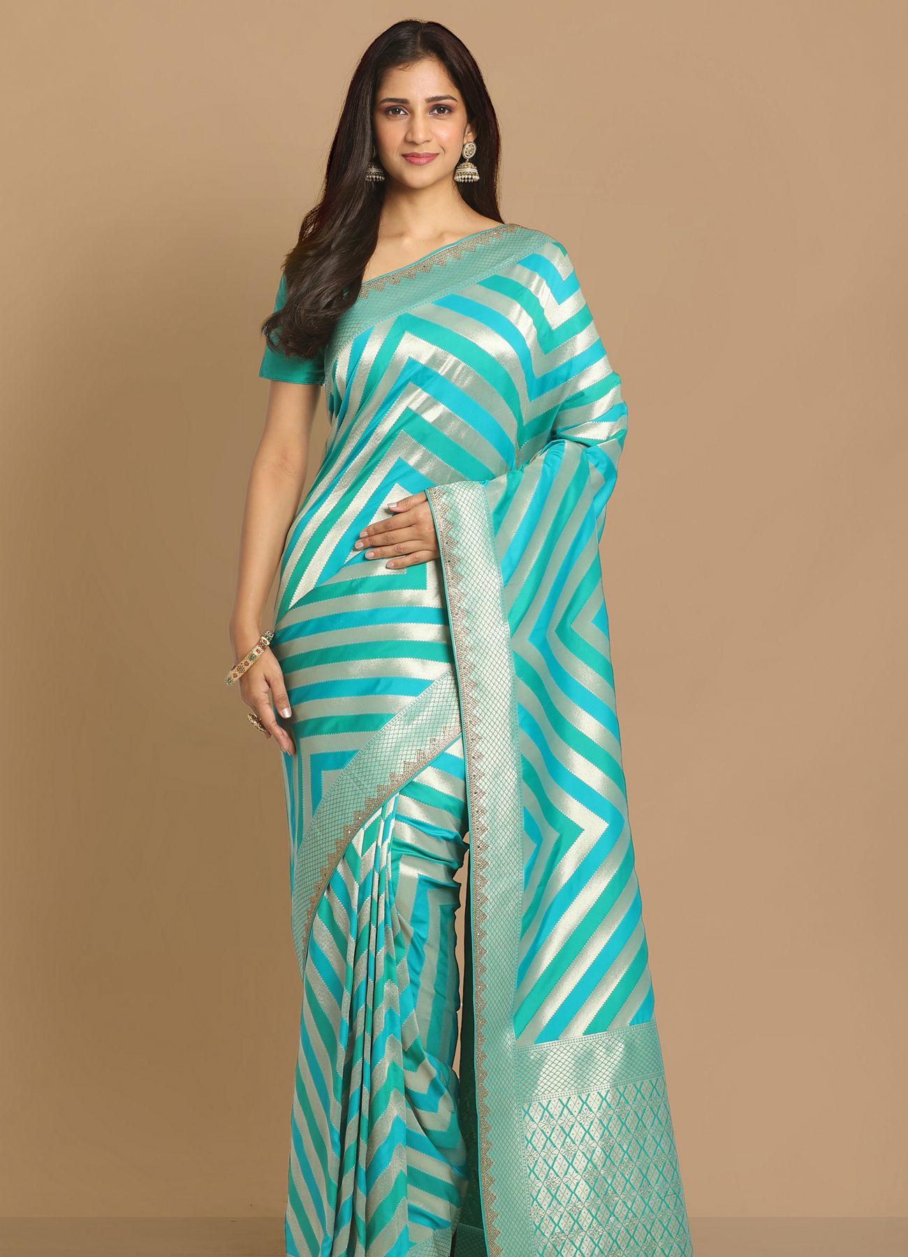 Mohey Women Sublime Blue Saree