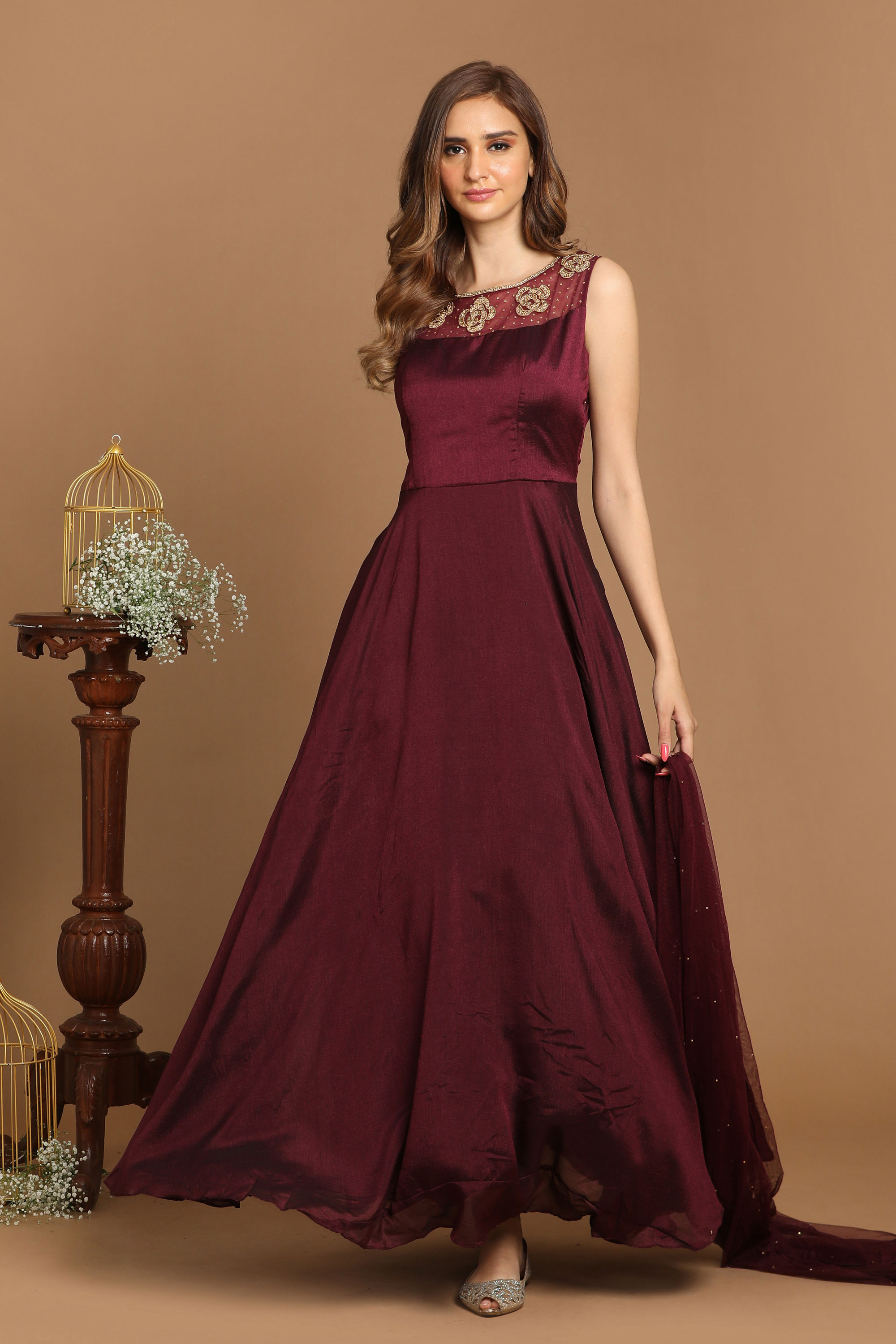 Mohey Women Impressive Wine Gown