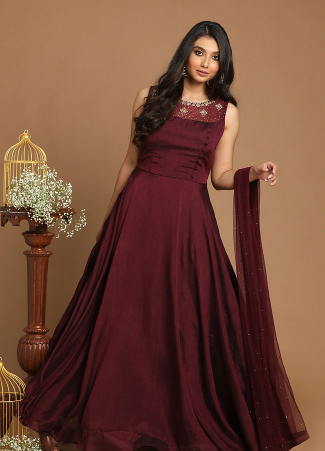 Wine red gown sales online