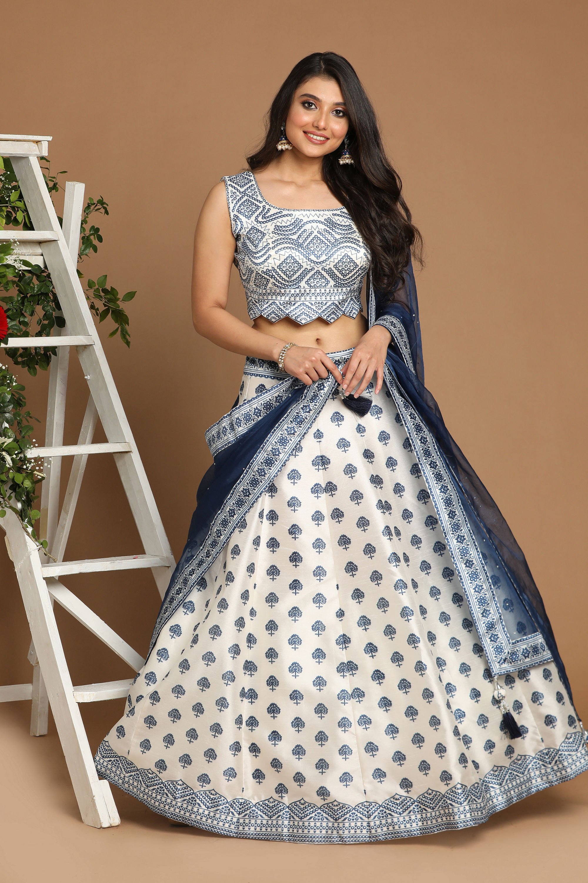 Mohey Women Sublime White And Blue Lehenga