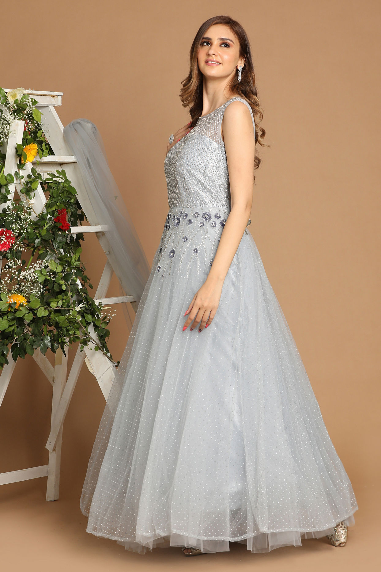 Gleaming Grey Gown image number 2