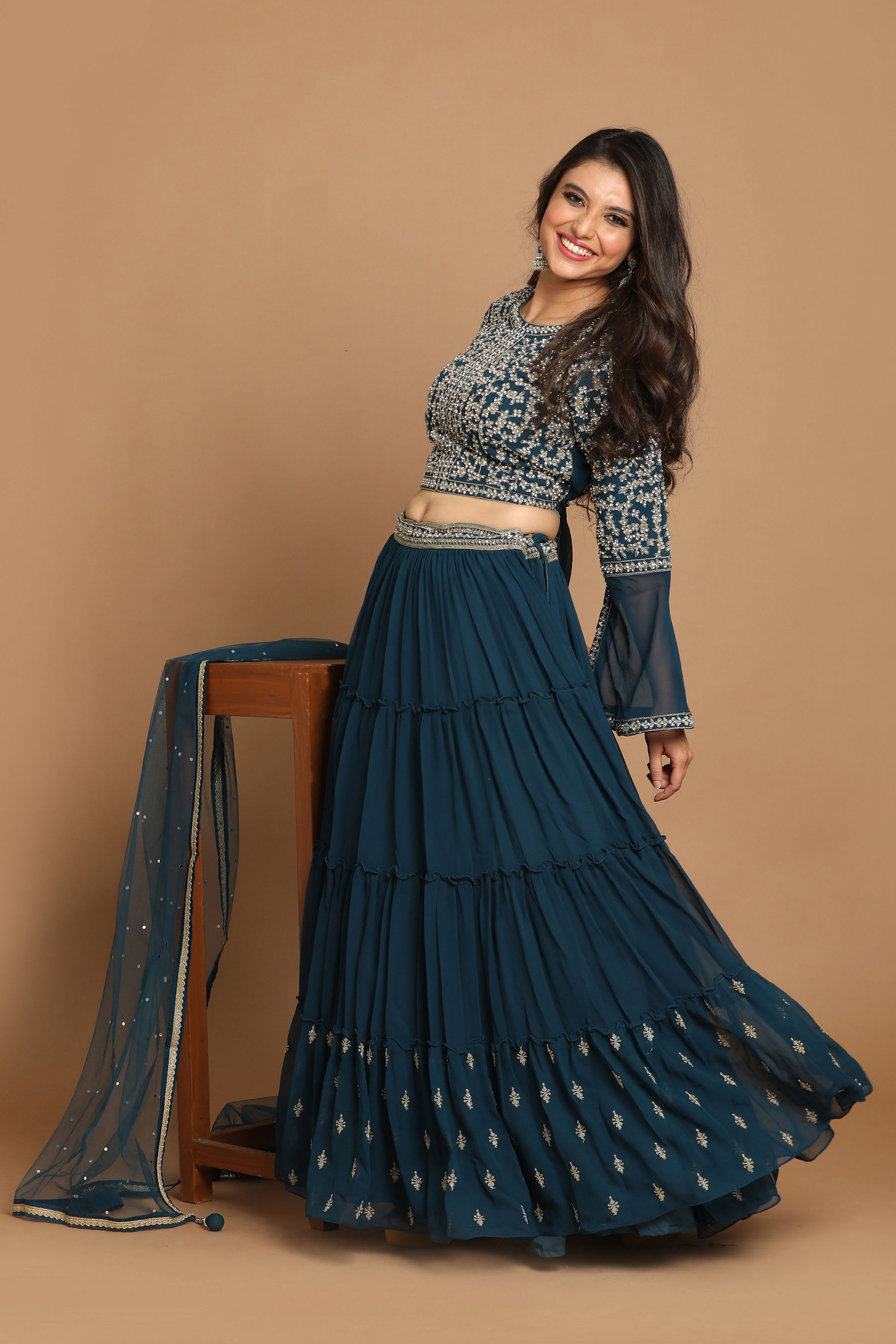 Mohey Women Classy Blue Lehenga