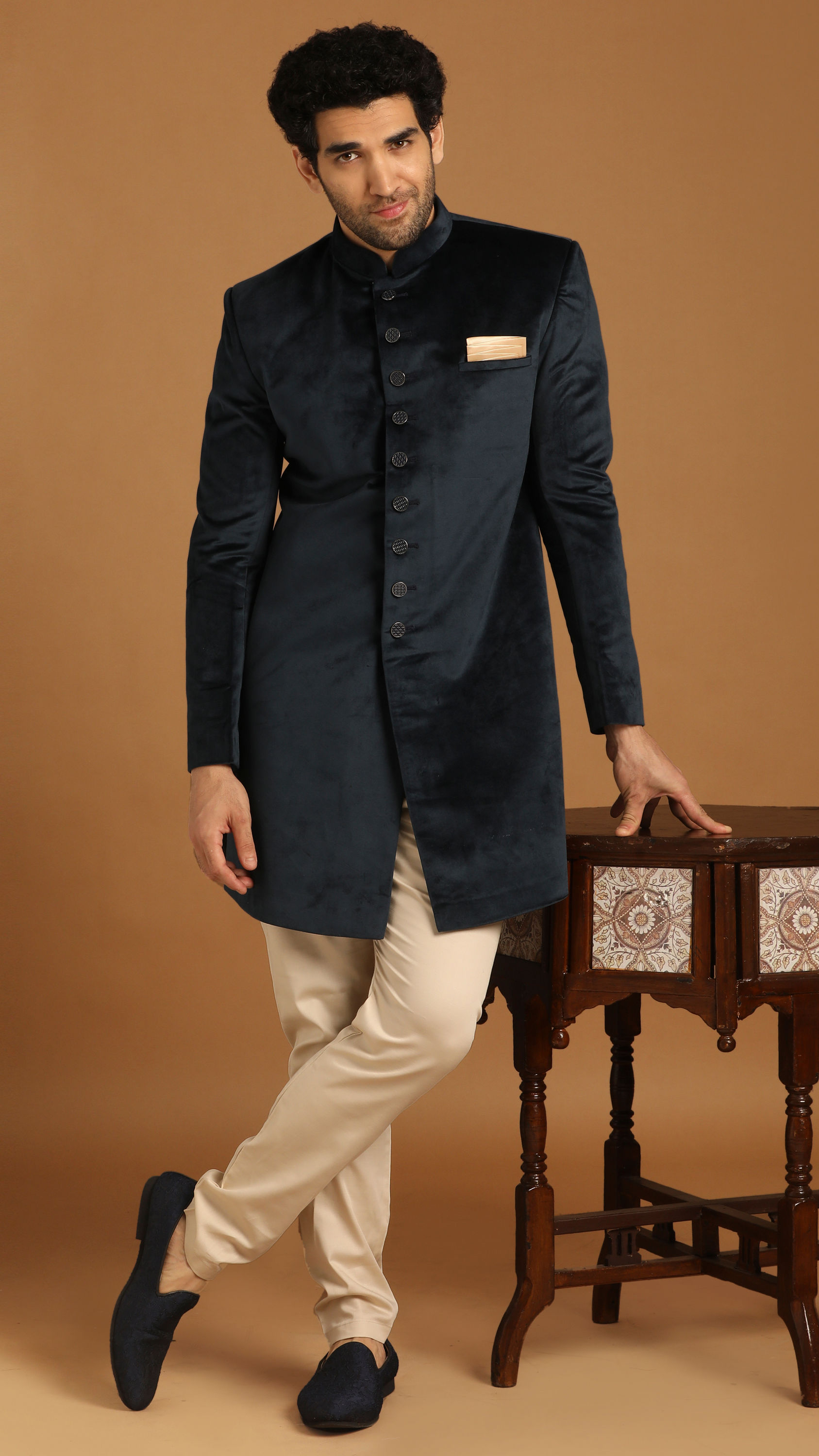 Manyavar Men Feroze Velvet Indo Western