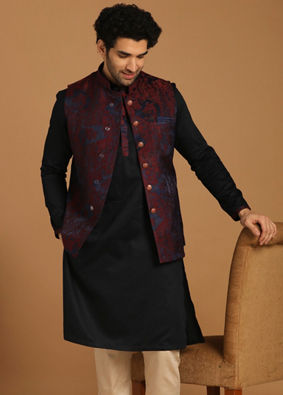 alt message - Manyavar Men Paisley Blue Kurta Jacket Set image number 1