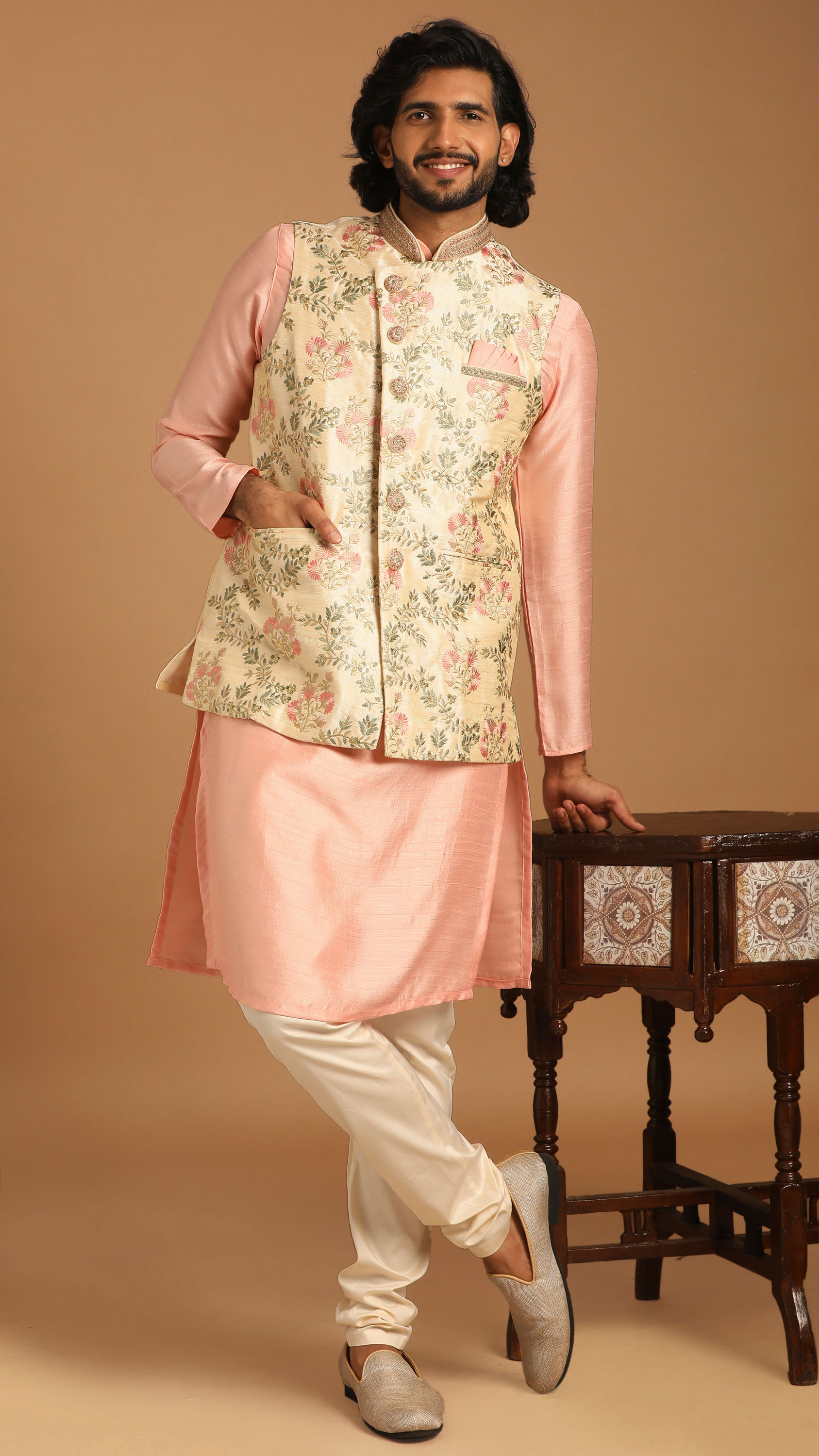 Manyavar Men Beige And Pink Floral Kurta Jacket